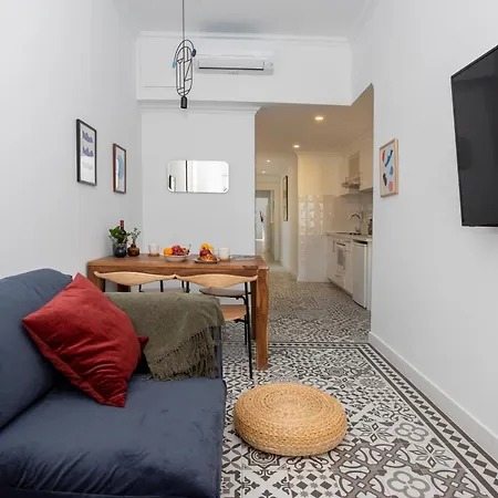 Apartment Modern Stylish & *