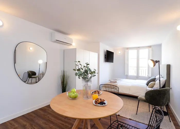 公寓 Modern Stylish & *